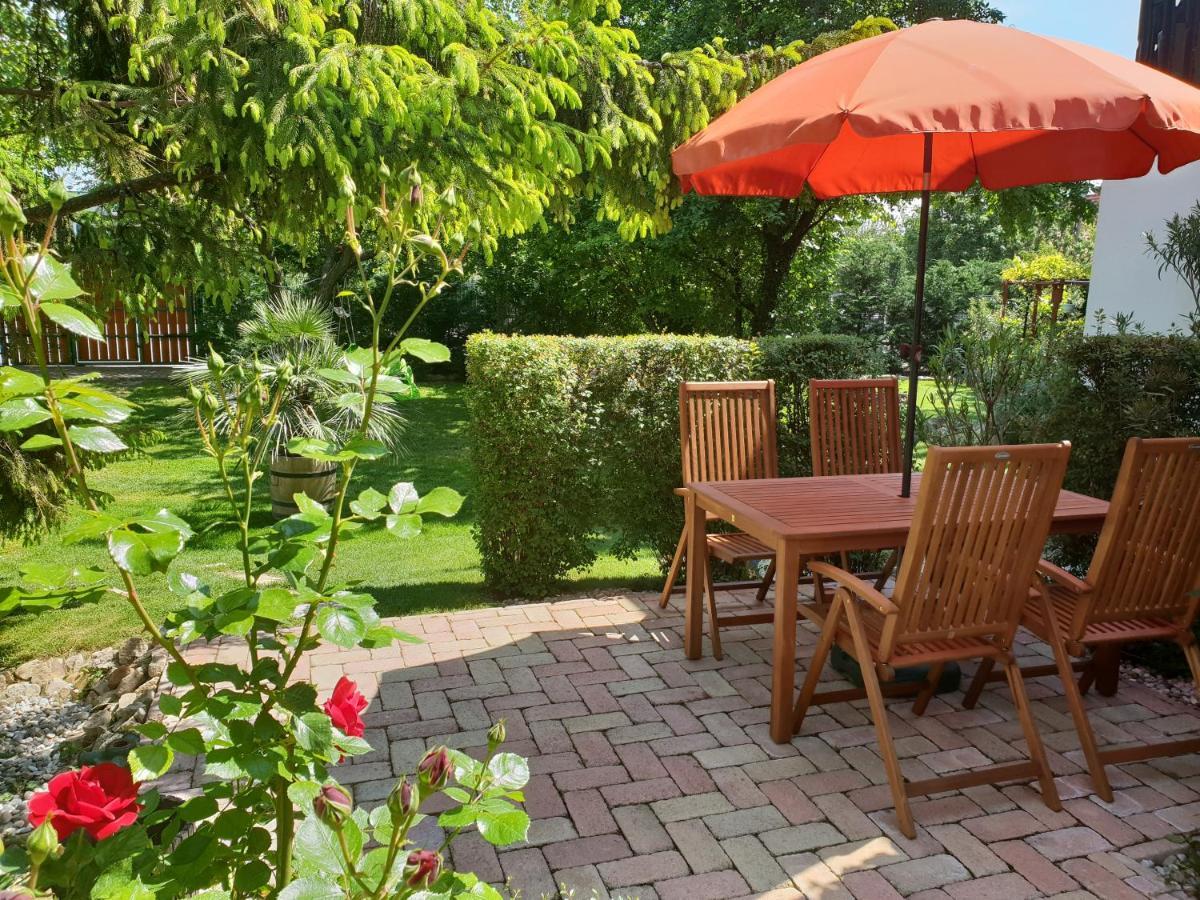 Fuered Deluxe Garden Apartment Balatonfüred Екстериор снимка