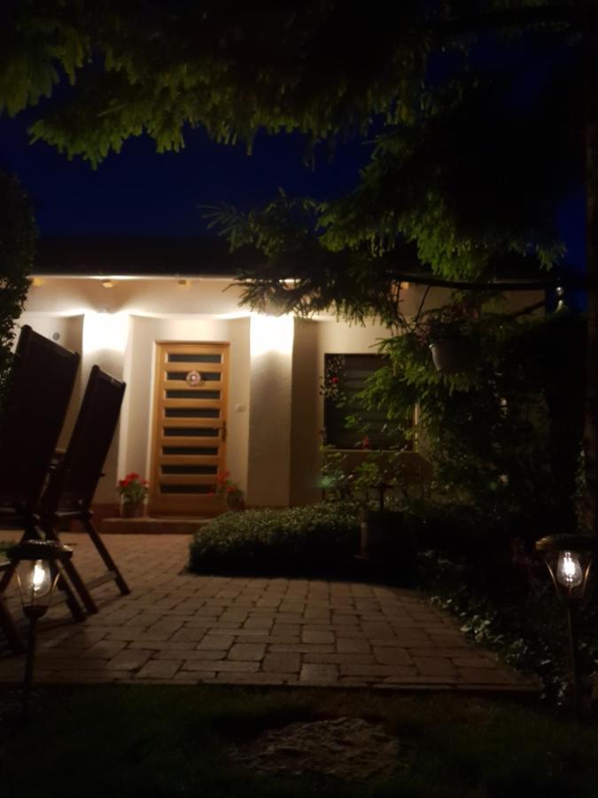 Fuered Deluxe Garden Apartment Balatonfüred Екстериор снимка