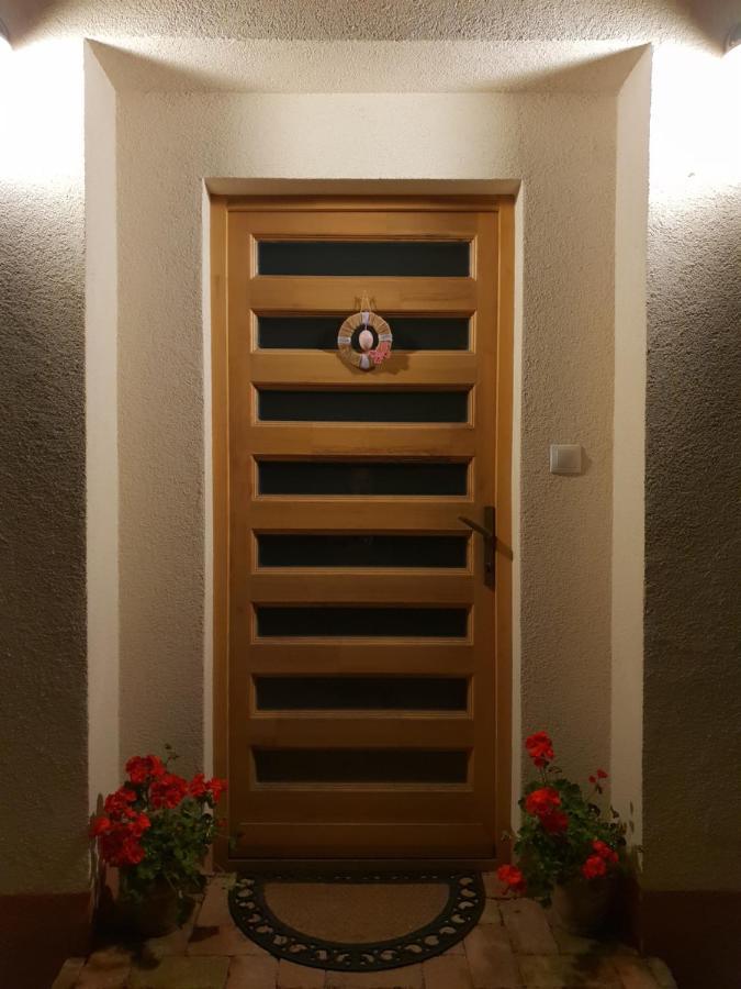 Fuered Deluxe Garden Apartment Balatonfüred Екстериор снимка