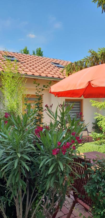 Fuered Deluxe Garden Apartment Balatonfüred Екстериор снимка